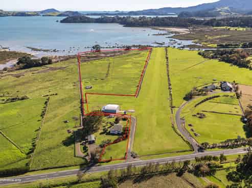 1733 Manaia Rd SH25, Coromandel