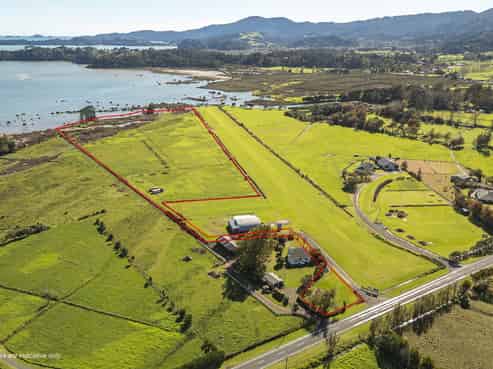 1733 Manaia Rd SH25, Coromandel