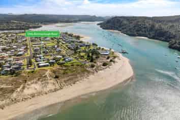 104A Barrowclough Road, Whangamata