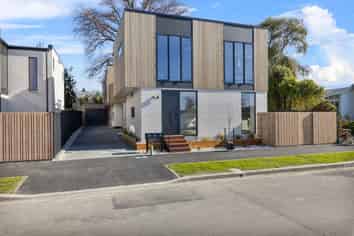 47B Browns Road, Merivale