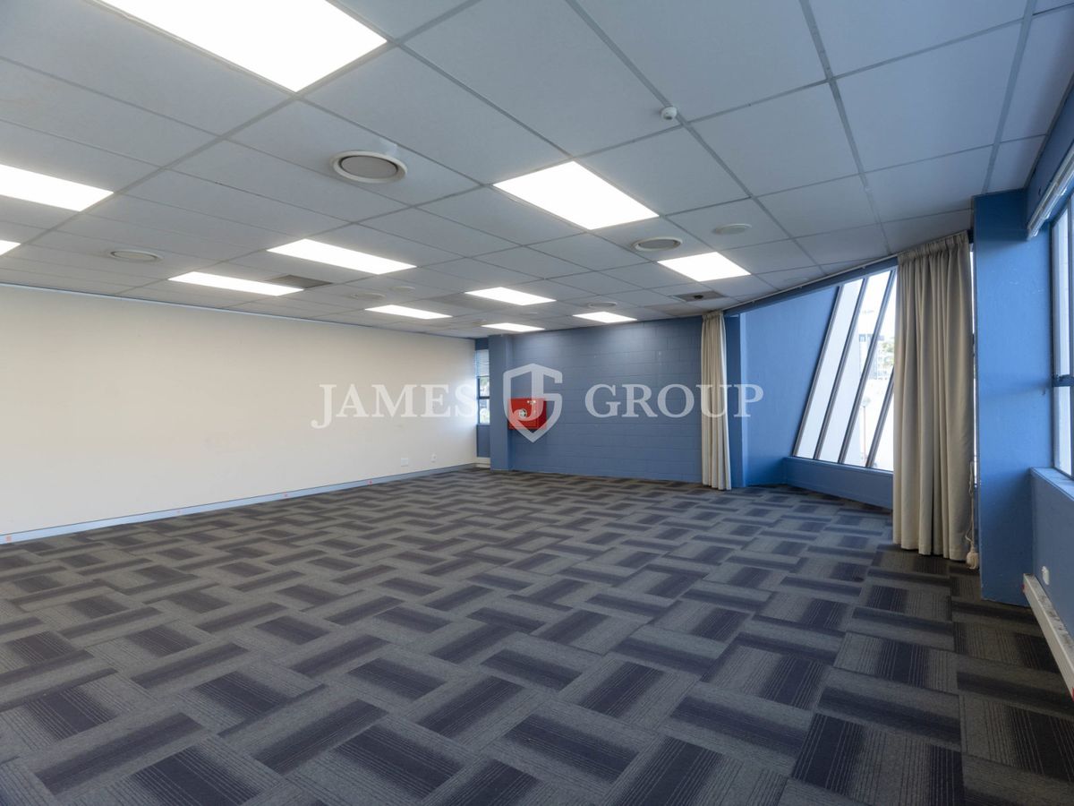 BRIGHT FIRST FLOOR CORNER OFFICE ON MANUKAU ROAD - Ansicht 6