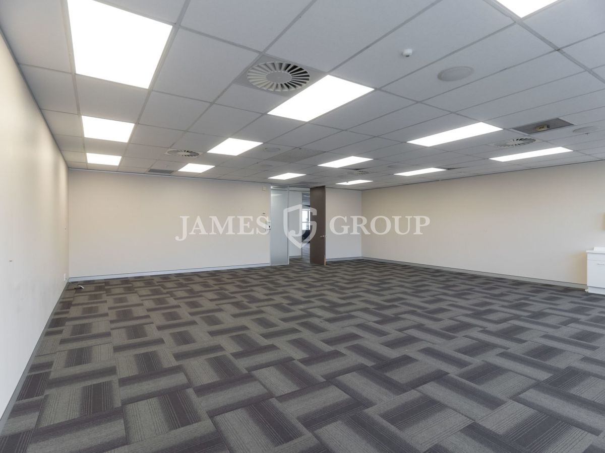 BRIGHT, REFURBISHED 87SQM OFFICE IN CENTRAL EPSOM - Ansicht 5