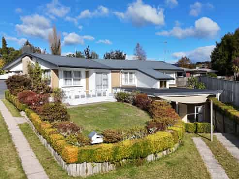 11 Pegasus Drive, Sunnybrook