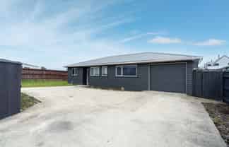 89 Tiro Tiro Road, LEVIN