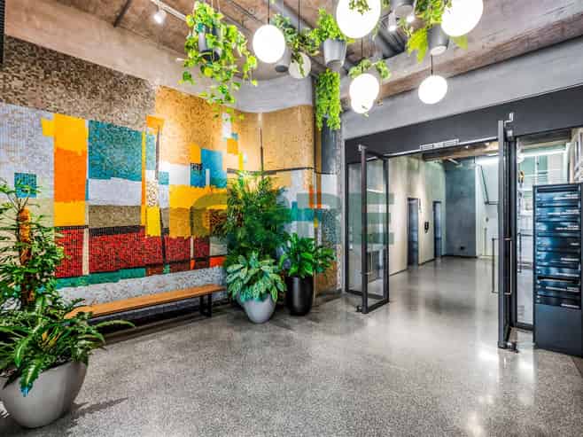 CBRE - Vibrant Office on Fort