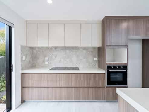 18/106 Triangle Road, Massey