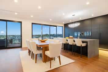 222 Vaughans Road, Long Bay
