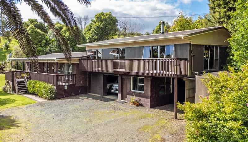 73 Cherrington Road, Clevedon