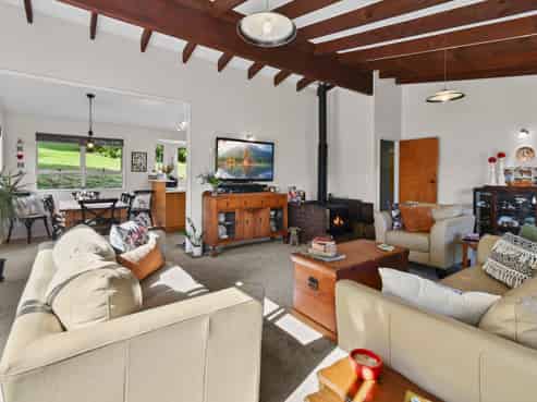 73 Cherrington Road, Clevedon