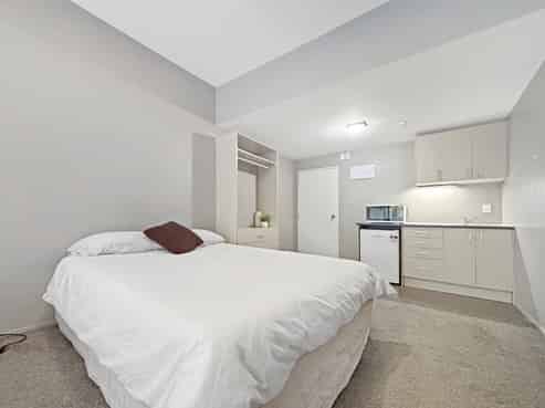 001/20 Glenmore Street, Thorndon
