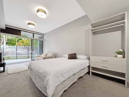 001/20 Glenmore Street, Thorndon