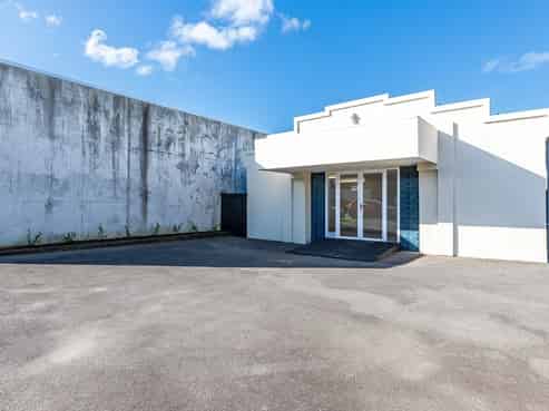 Warehouse to workspace