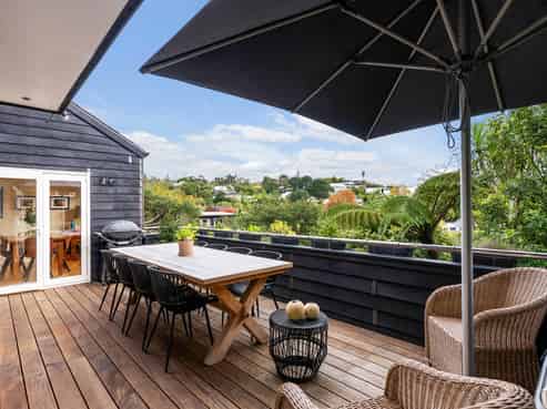 17 Kirkmay Place, St Heliers