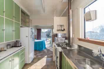 115 Luxmoore Road, Marchwiel