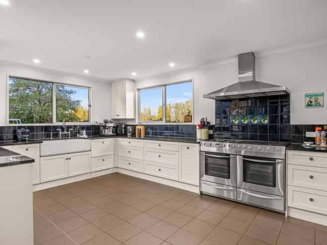 202 Blackman Road, Alexandra