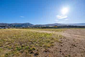 18 Quinns Way, Cromwell