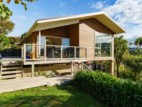 5 Northview Crescent, Belleknowes