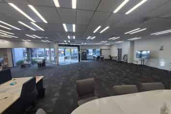 Office or Retail, Prominent Profile