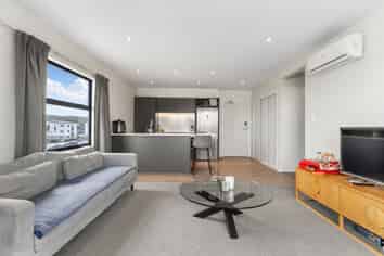 204/69D Hall Avenue, Mangere