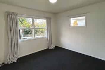 4 Nairn Place, Otara