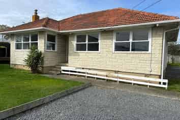 4 Nairn Place, Otara