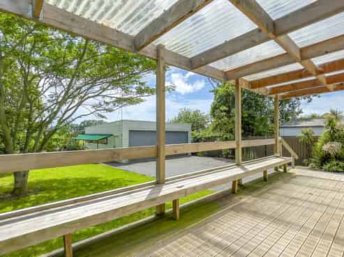 15 Orchard East Road, Ngatea