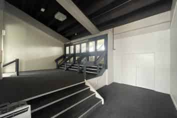 Expansive and Flexible Workspace
