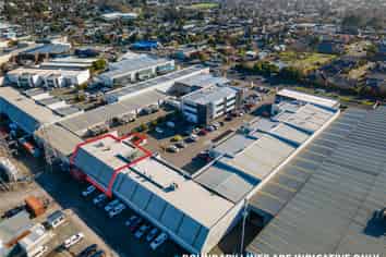 Versatile Showroom/Office & Warehouse