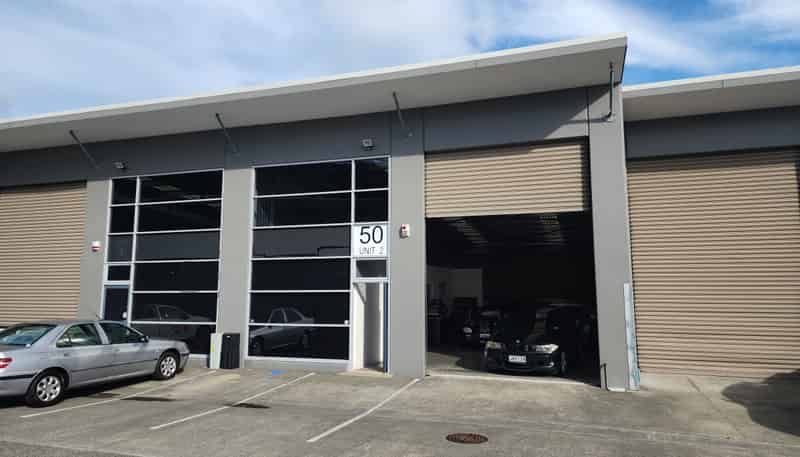 2/50 Gracefield Road, Gracefield
