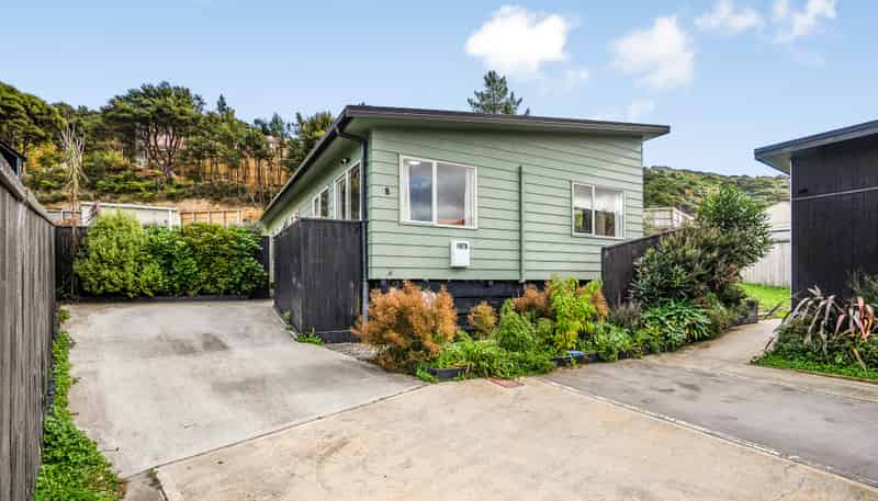 8 Hastings Grove, Wainuiomata