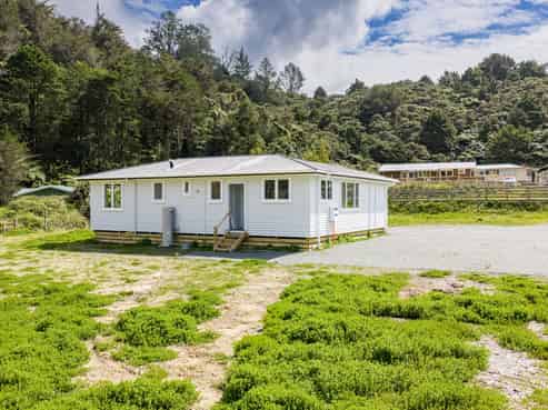 2523 State Highway 1, Kaiwaka