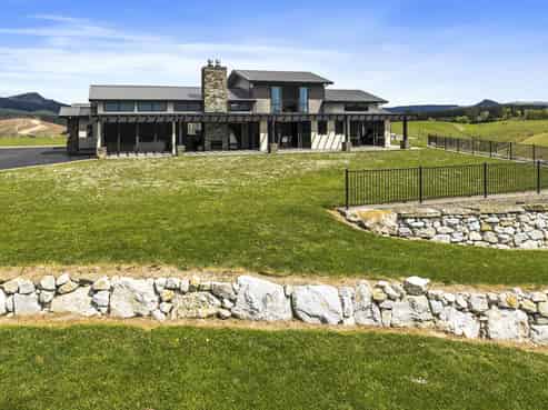 220 Taieri Peak Road, Palmerston