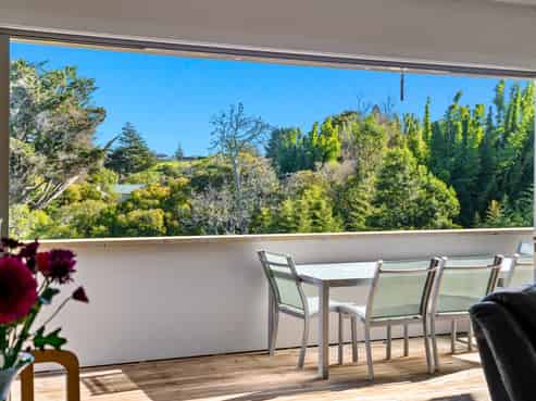 11 Springbank Lane, Te Atatu Peninsula