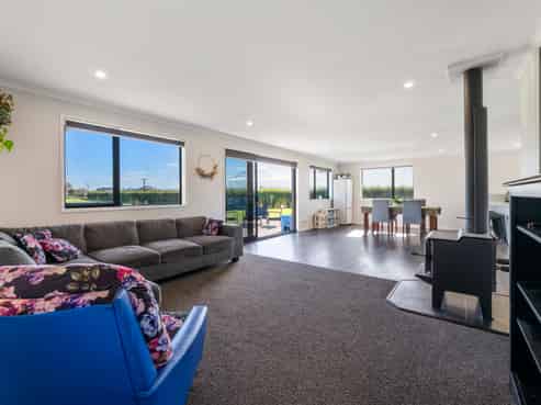 657 Eltham Road, Mangatoki