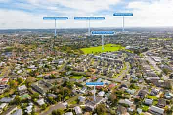 4/10 Orchid Place, Te Atatu South
