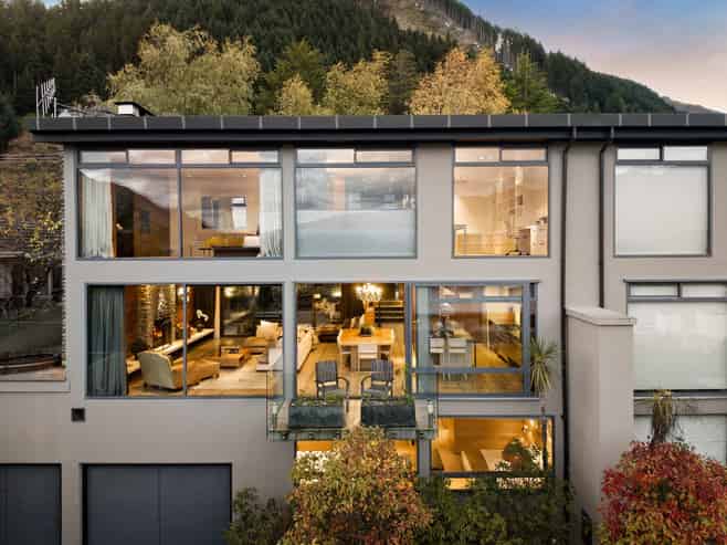 42A Man Street, Queenstown