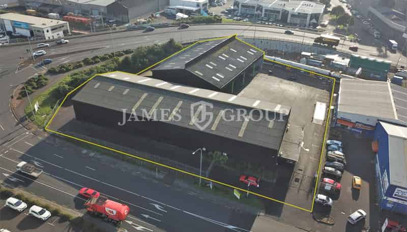 2 Station Road, Penrose