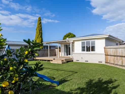 3/228 Kennedy Road, Onekawa