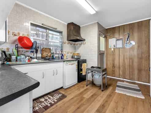 266 Don Buck Road, Massey