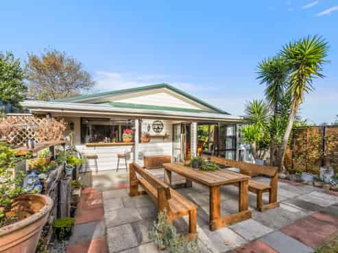 19 Fincham Road, Raumati Beach