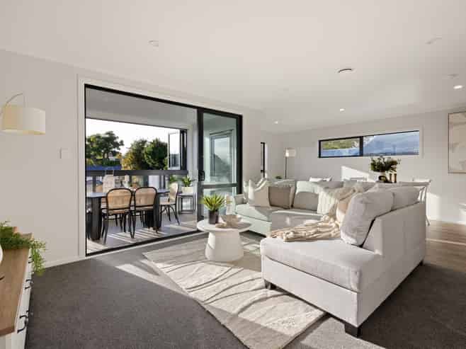 2, 3, 4, 5/29 Palmerston Street, Hamilton Central