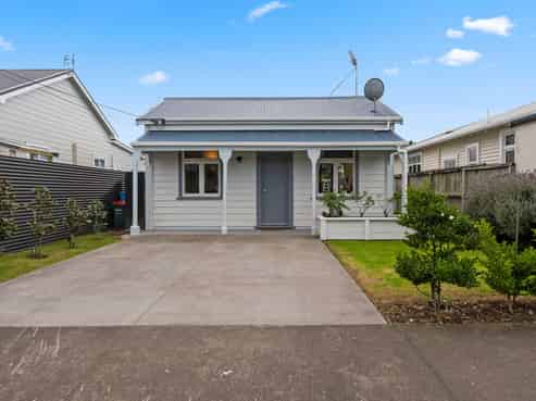 94 Hine Street, New Plymouth Central