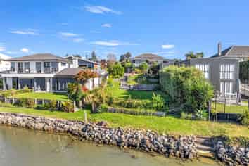 189B Welcome Bay Road, Welcome Bay