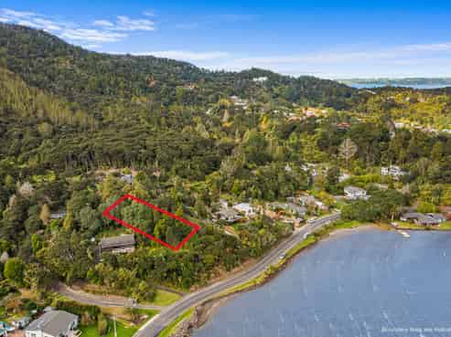 1210 Huia Road, Huia