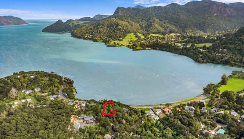 1210 Huia Road, Huia