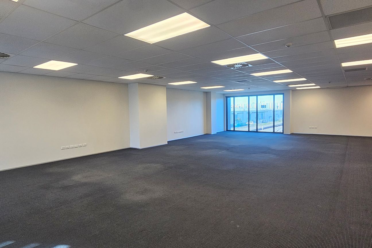268 sqm of Modern office space in Sydenham - Vista 2