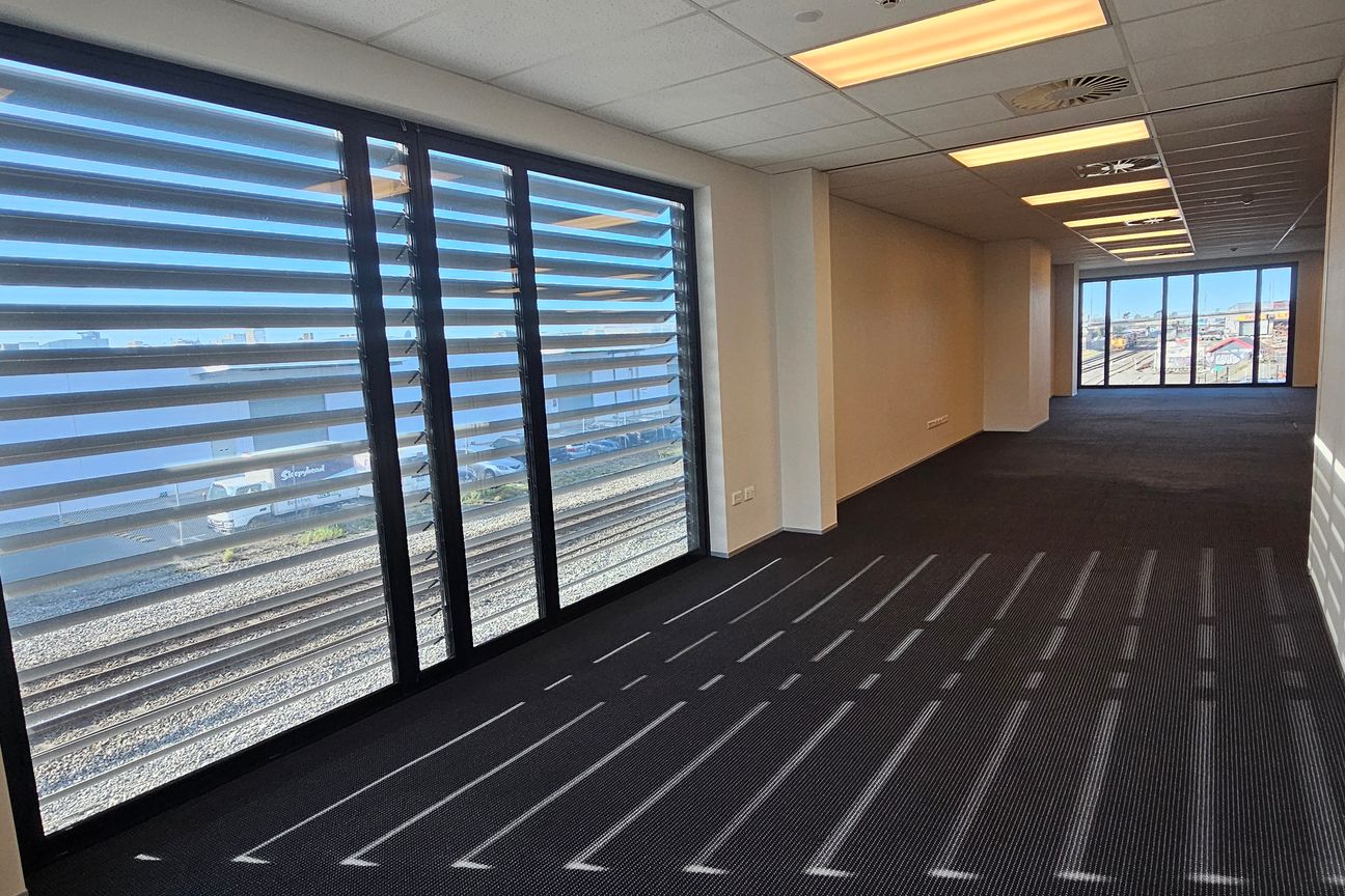 268 sqm of Modern office space in Sydenham - Vista 3
