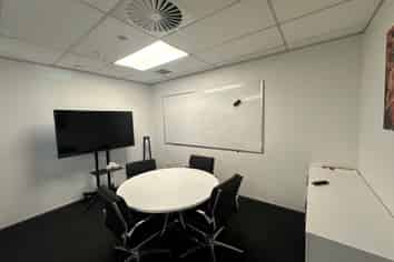 Fully Fitted Tenancy - Raphoe House