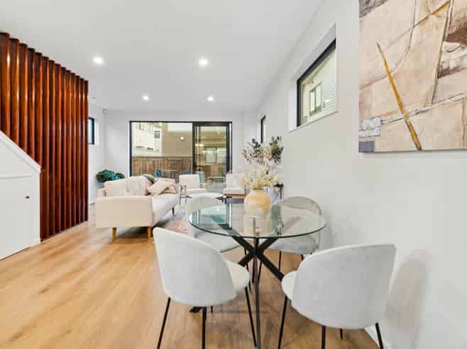 2/5 Wastney Road, Alfriston