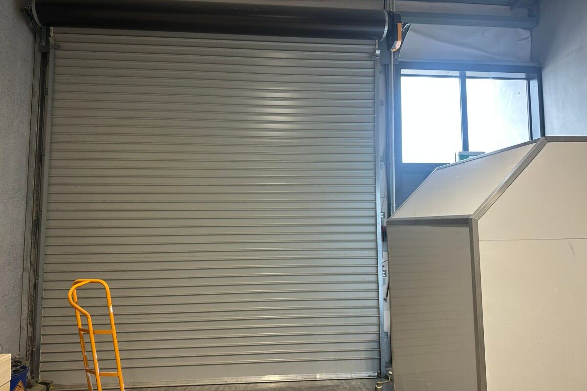 Top Spec Unit For Lease - Bild 3